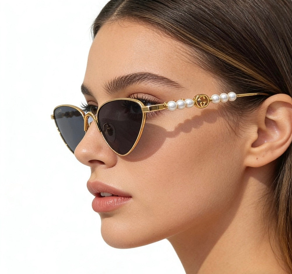 Gucci Women Perla Venere Cat-Eye Black Sunglasses
