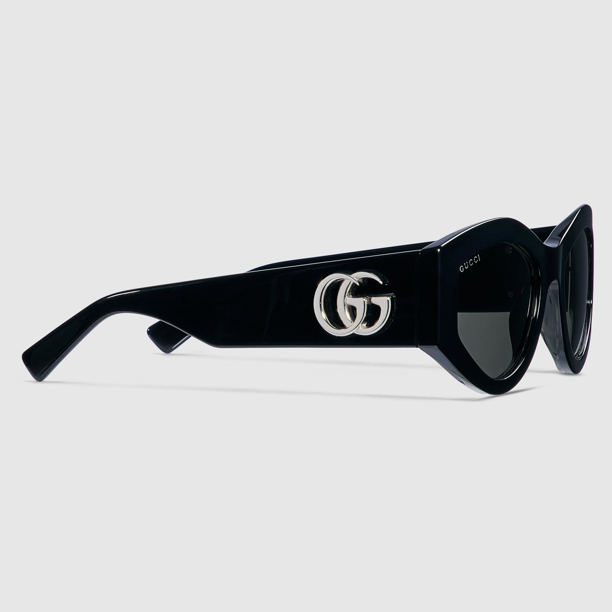 Gucci Women Oval Frame Black Sunglasses