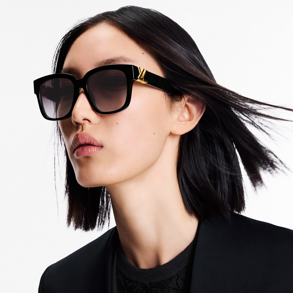 Louis Vuitton Women Square Frame Jet Black Sunglasses