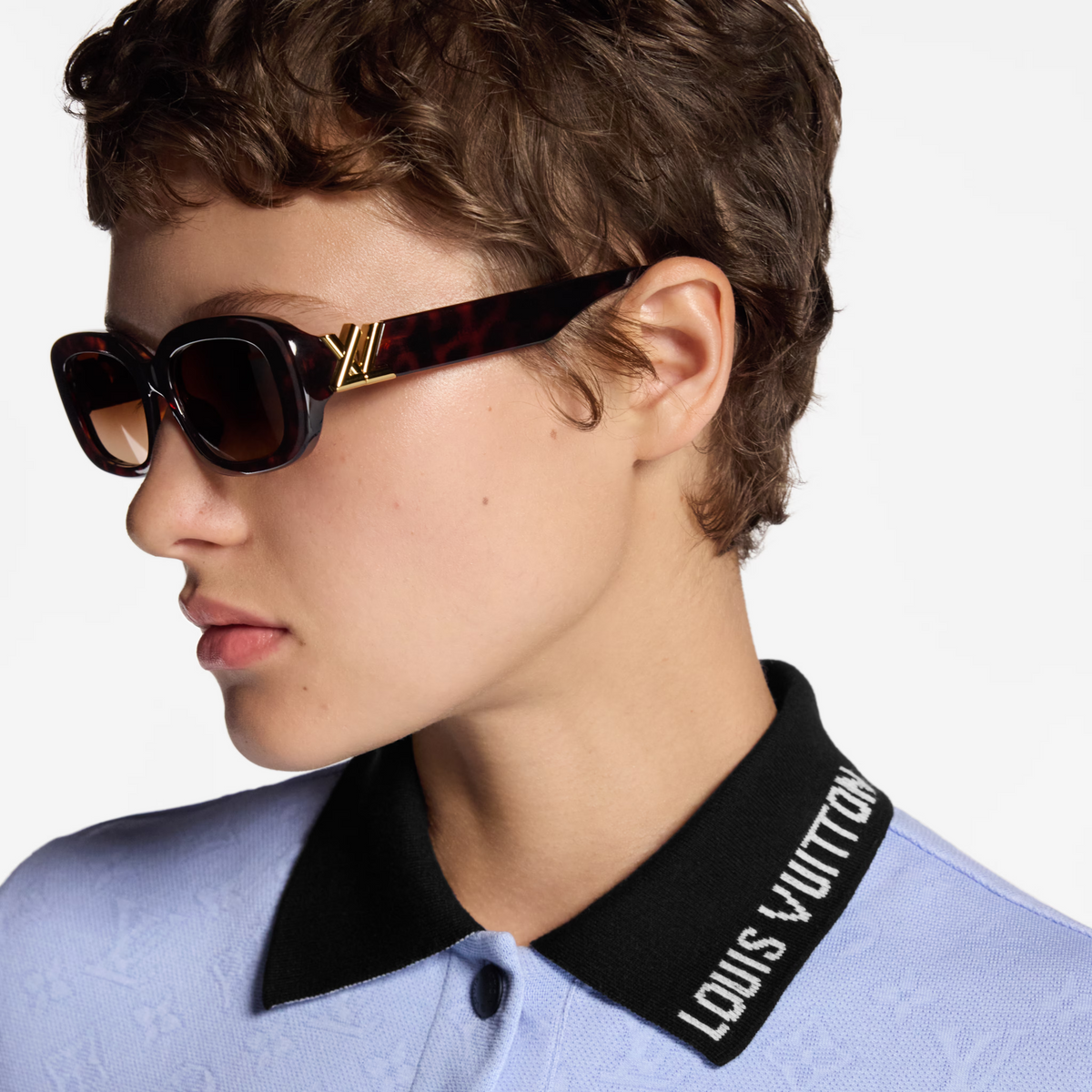Louis Vuitton Women Oval  Frame Dark Tortoise Sunglasses