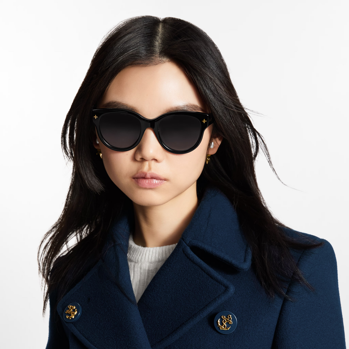 Louis Vuitton Women Round Frame Ash Black Sunglasses