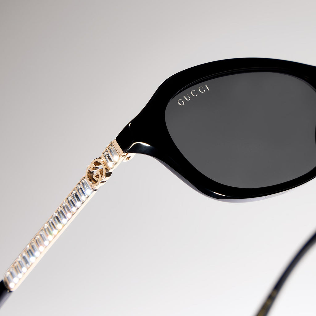 Gucci Women Oval Frame Natural Black sunglasses