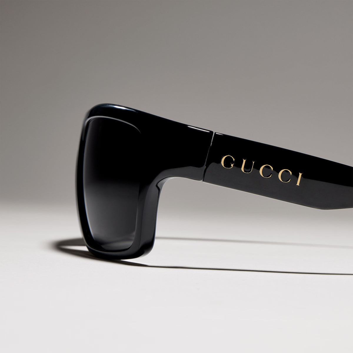Gucci Men Geometric Frame Black Sunglasses