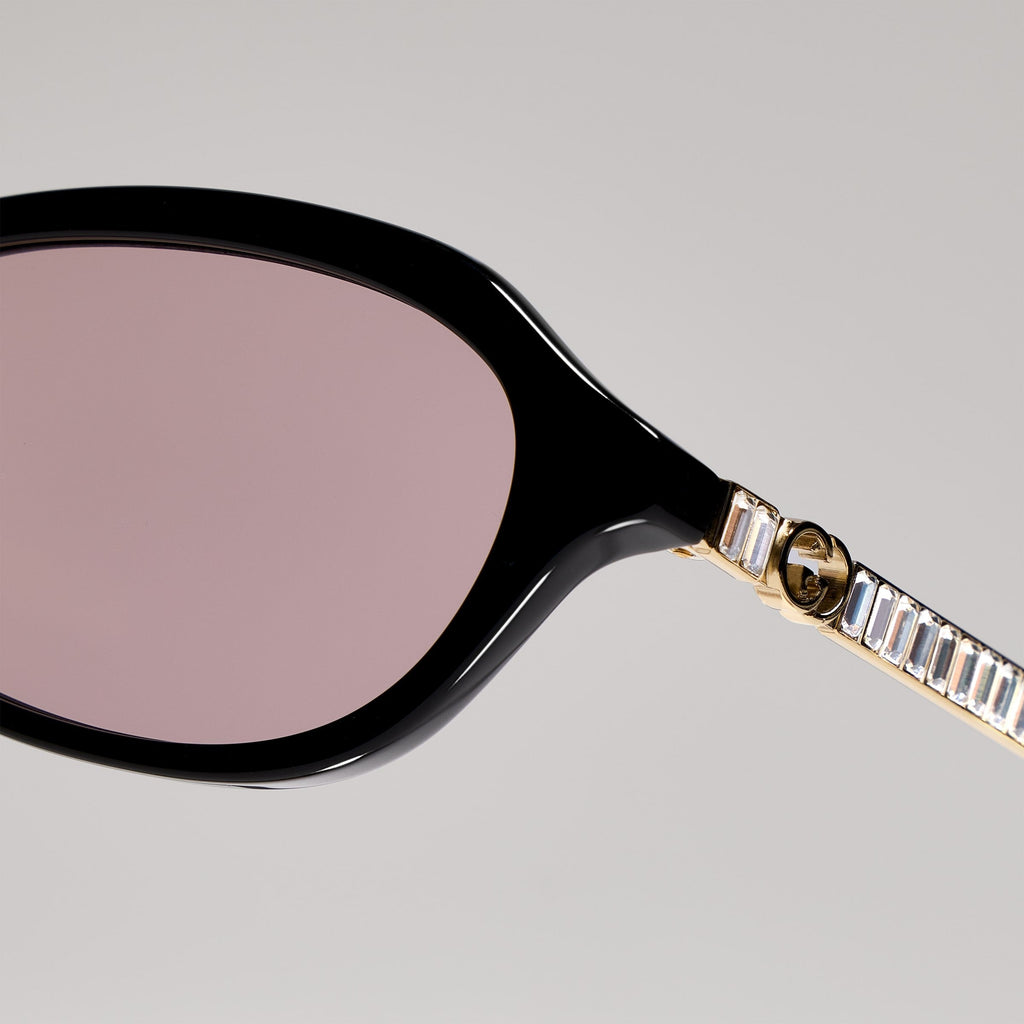 Gucci Women Oval Frame Smoky Black sunglasses