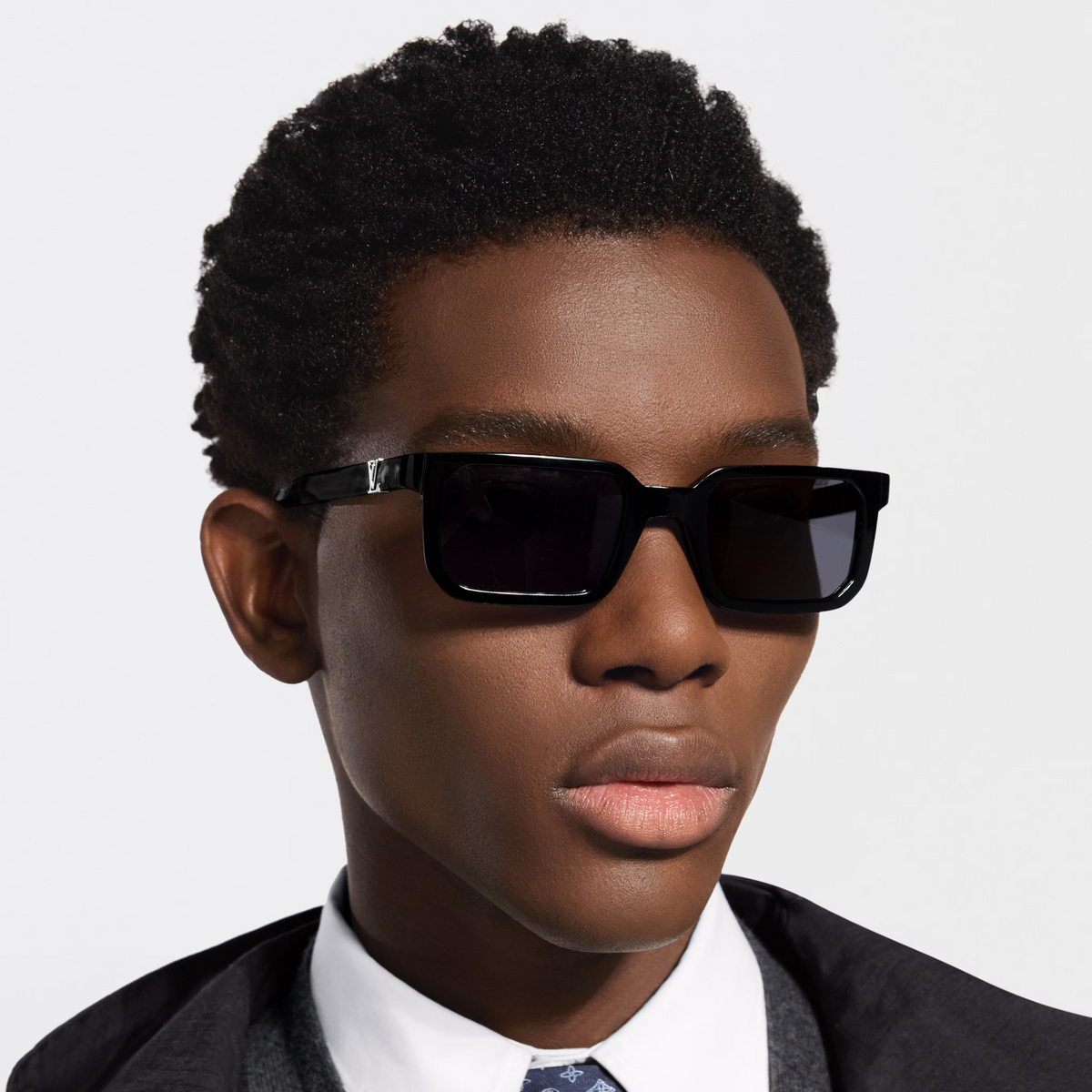 Louis Vuitton Men Square Frame Shiny Soft Black Sunglasses